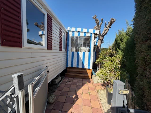 Intérieur du Mobil-home CC404, vue 2